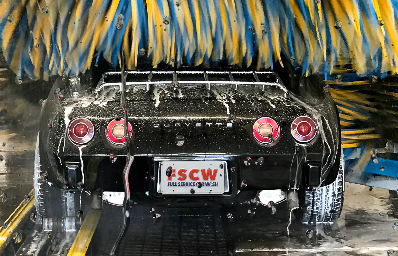 Full service car wash with towel dry in Milwaukee, WI